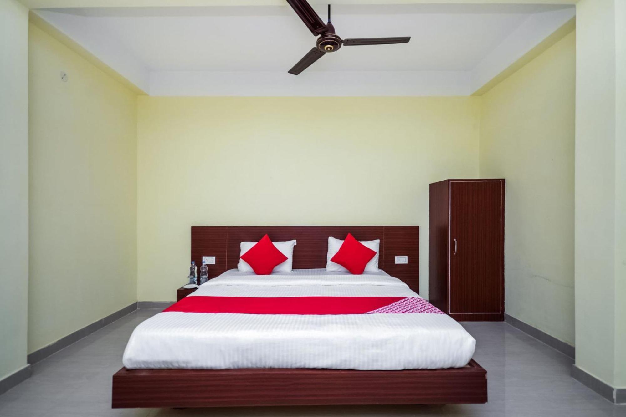 Hotel O Bimal Residency Dispur Esterno foto